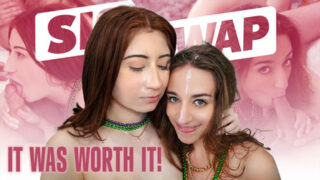 SisSwap – Ava Davis and Venice Rose
